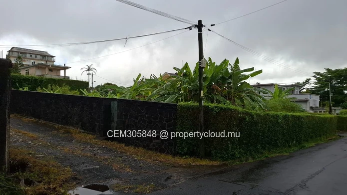 Residential Land for Sale – Chemin Couvent, Curepipe 24 Perches 