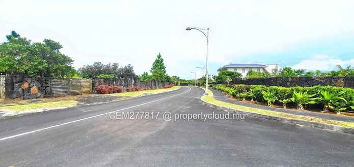 Land for sale in the gated morcellement of Aurea-Bois de Natte