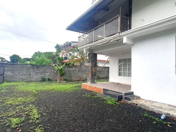 8 Bedroom House