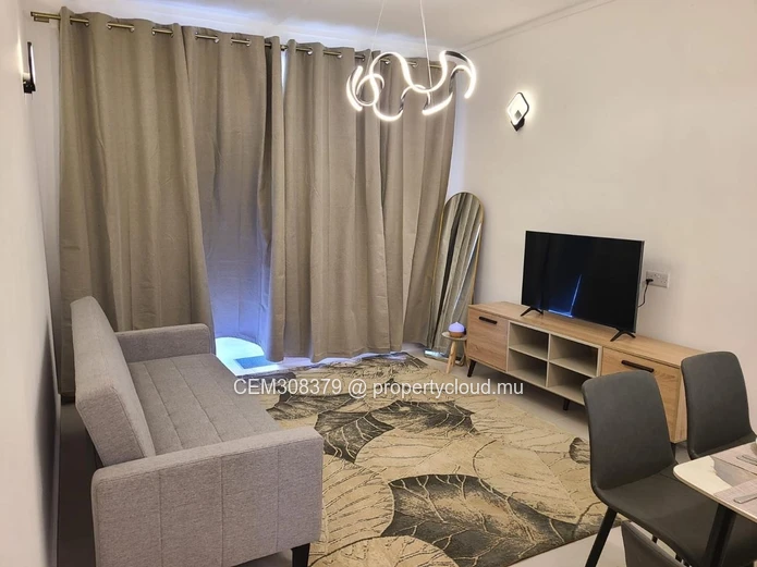 Modern Coastal Living | Chic 3-Bedroom Apartment 100m from Pereybere Beach