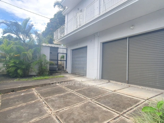 Exceptional Building for Sale in Eau Coulée, Curepipe