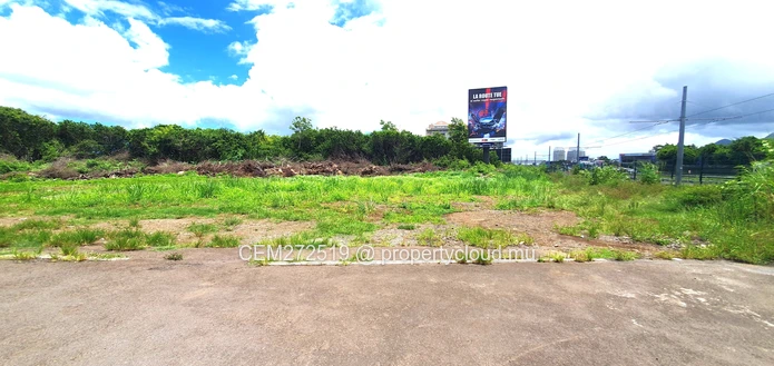 Commercial Land for Sale – 88 Perches, Phoenix