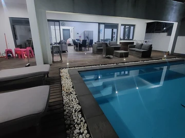 5 Bedroom Villa