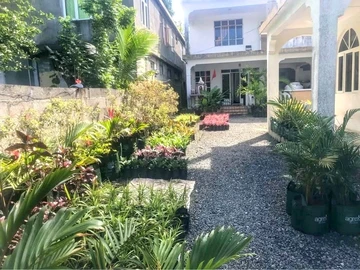 10 Bedroom Villa
