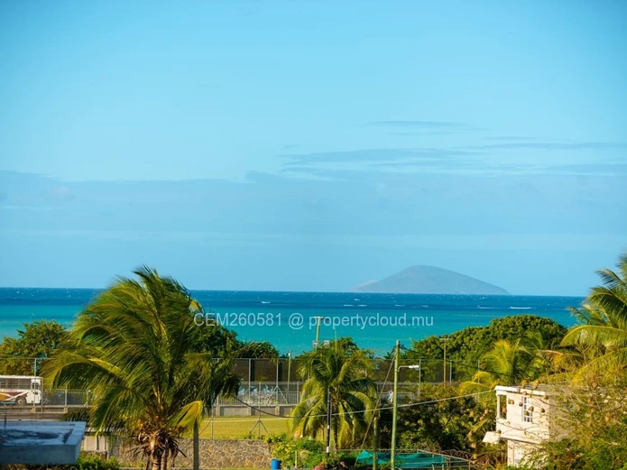 Big Family Villa for sale in Grand-Gaube