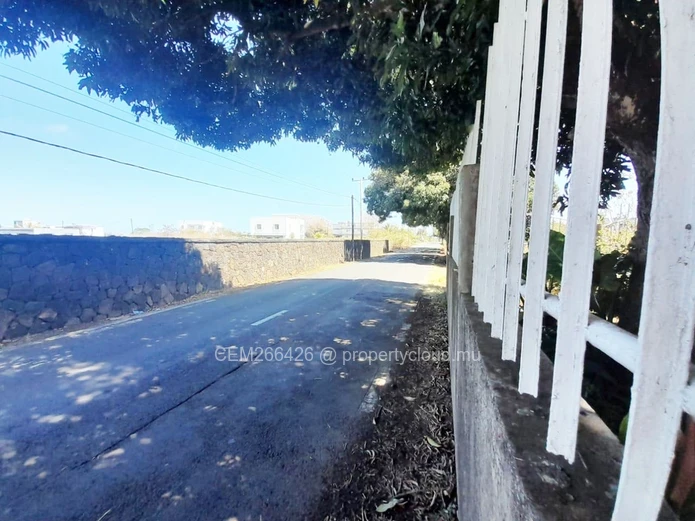 Spacious 4-Bedroom House For Sale In Prime Cap Malheureux