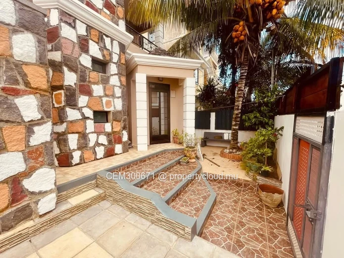 Individual furnished villa for sale – Trou aux Biches, Pointe aux Biches