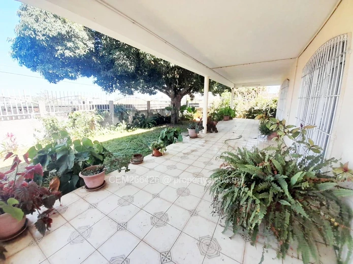 Spacious 4-Bedroom House For Sale In Prime Cap Malheureux