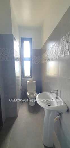 Modern 1-Bedroom Apartment With Scenic View In Vacoas-Carreau Laliane