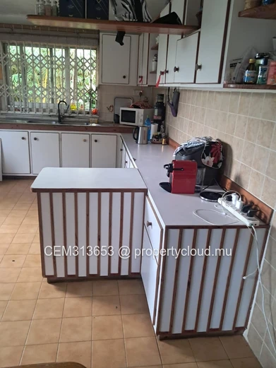 5 Bedrooms House for Sale – Curepipe