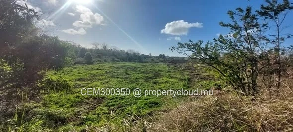 LAND FOR SALE – Chemin Vingt Pieds, Grand Baie