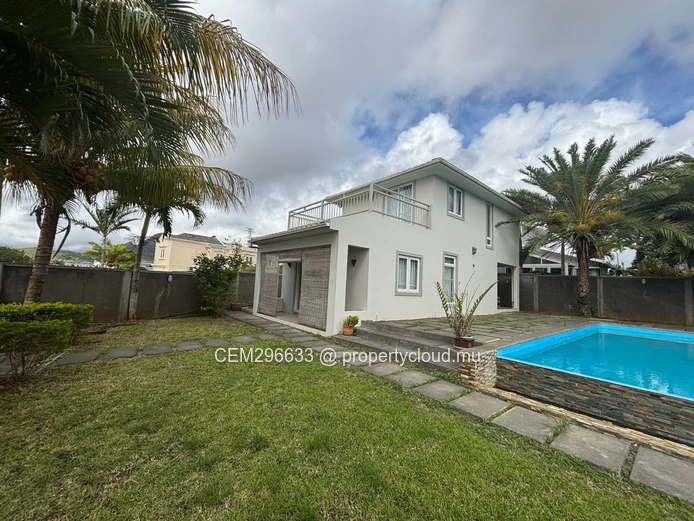 Two Charming Houses for Sale in Beau Bassin – Perfect for Family or Investment