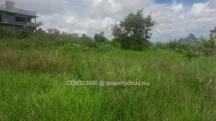1-Arpent Land for Sale in Solferino, Vacoas 