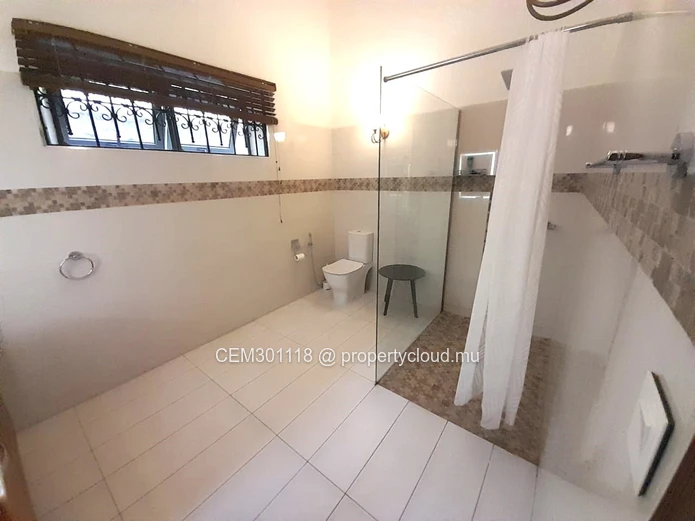 Beachfront Villa for sale in Butte à l’Herbe, Calodyne