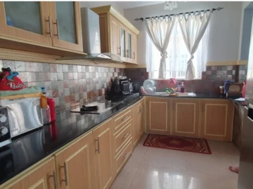 8 Bedroom Villa