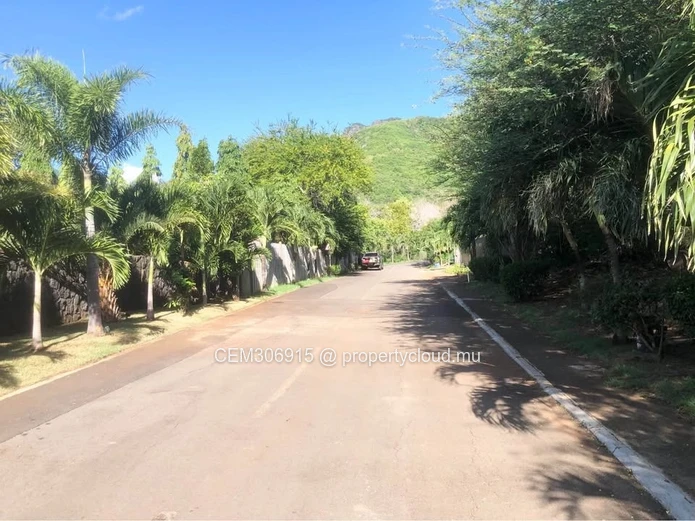 Residential Plots for Sale – Domaine St Louis, Pailles 