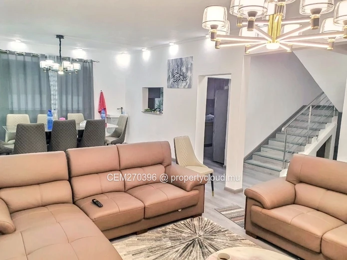 Furnished family house for rent in Curepipe
