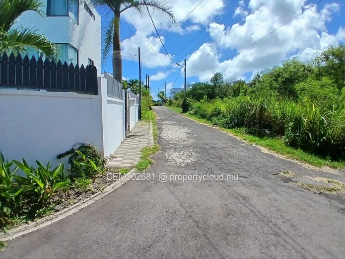Residential Land for Sale in Grand Baie – Chemin Vingt Pieds