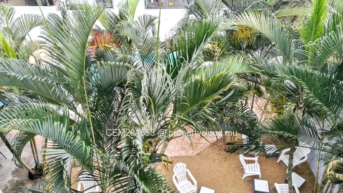 Exceptional Investment Opportunity in Quatre Bornes: Luxurious Resort Hotel for Sale!