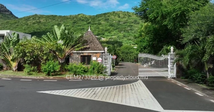 Residential Land for Sale – Domaine St Louis, Pailles