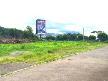 Commercial Land