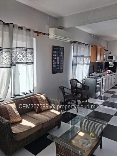 Beachfront Apartment for Rent – Flic en Flac | 2 Bedrooms 