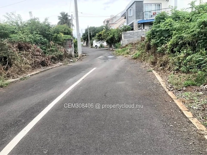 8.26 Perches Residential Land for Sale – Morcellement Chapman's View, Coromandel 