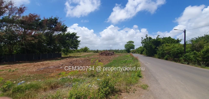 7.39 perches residential plots for sale – St Antoine, Goodlands
