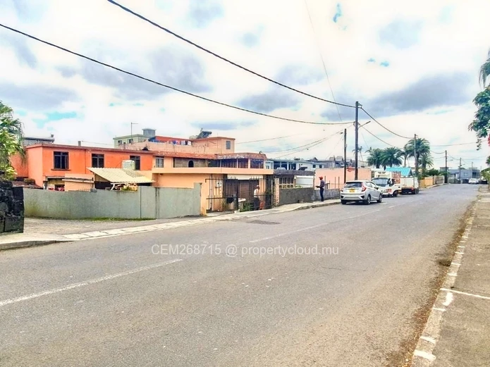 Residential land for sale in Forest Side, Curepipe