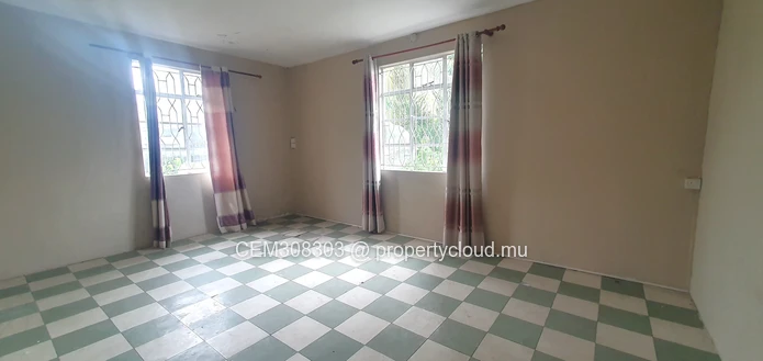 House for Sale – Rose Hill | 8 Bedrooms 