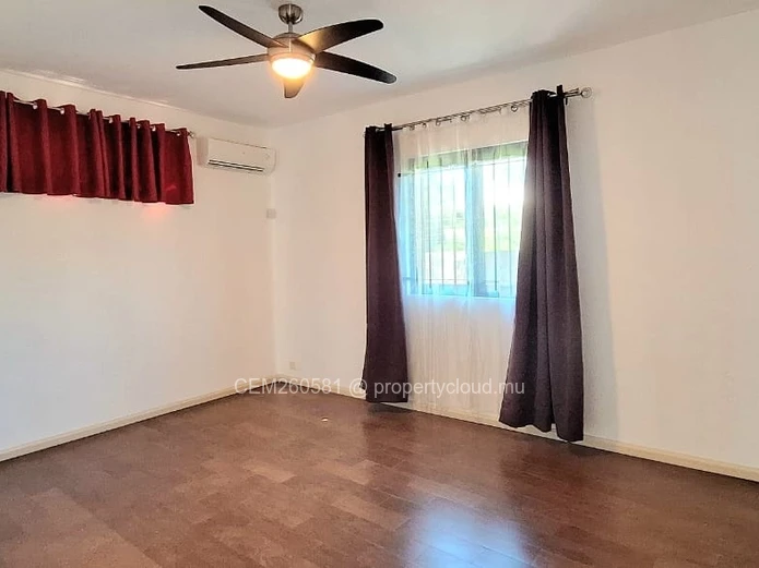 Big Family Villa for sale in Grand-Gaube