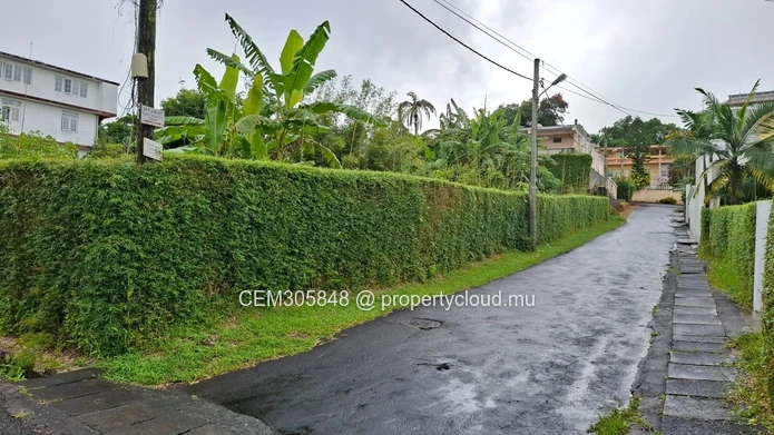 Residential Land for Sale – Chemin Couvent, Curepipe 24 Perches 