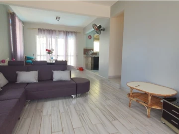 8 Bedroom Villa