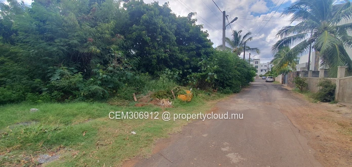 Land for Sale – Albion | 9.49 perches | Walking Distance to the Beach