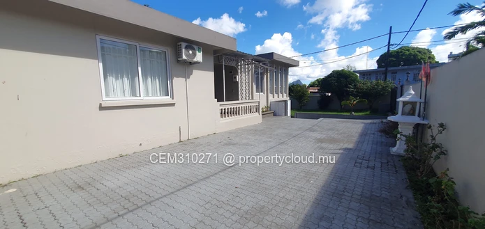 House for Sale – Heart of Vacoas 3 Bedrooms