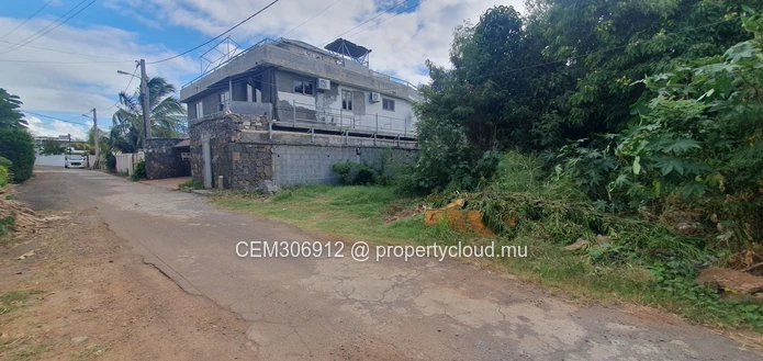 Land for Sale – Albion | 9.49 perches | Walking Distance to the Beach