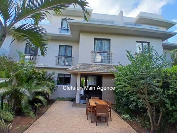 4 Bedroom Townhouse, Duplex