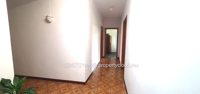 House  for Sale , Highlands, Center