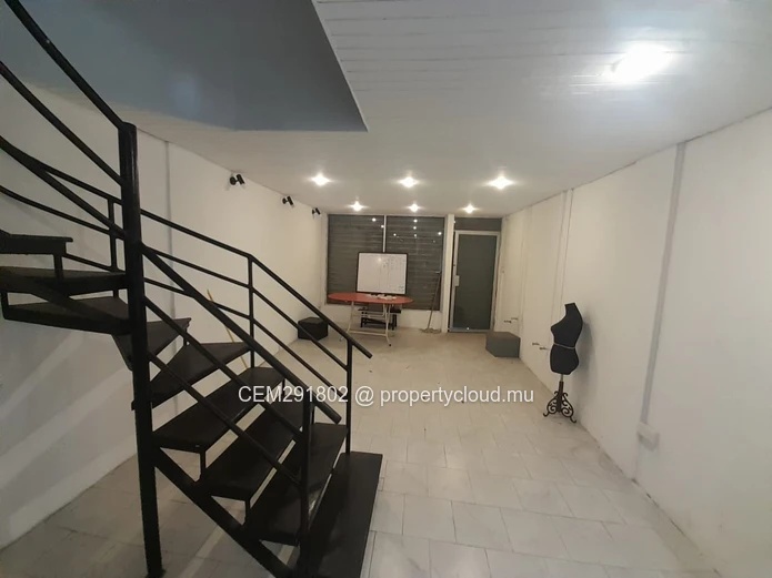 Ground Floor Commercial Space For Sale – George Town Complex, Quatre Bornes