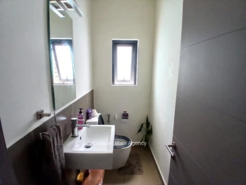 4 Bedroom Townhouse, Duplex