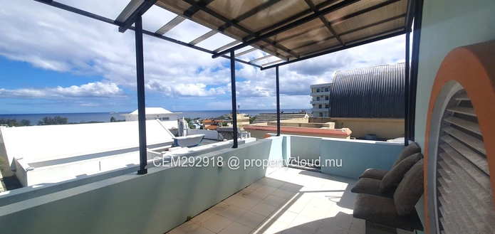 Newly Renovated 3-Bedroom House With Stunning Views for Rent in Flic en Flac 