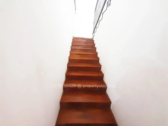 Spacious 4-Bedroom House For Sale In Prime Cap Malheureux