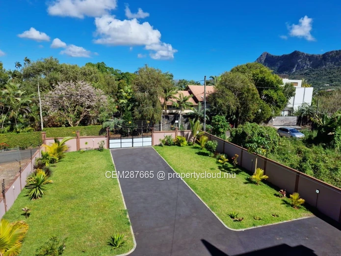 Fully Fitted 2-Bedroom Apartment For Rent (1st Floor) in Moka