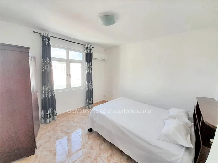 Furnished two bedrooms duplex for rent in Albion