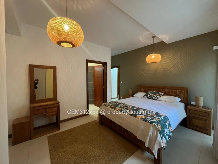  Gorgeous New 3-Bedroom Apartment for Rent in Rose Hill