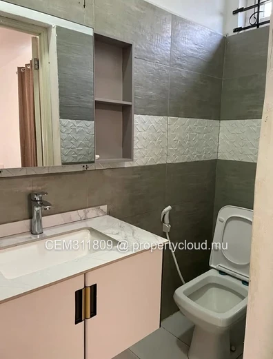 Mordern 3-Bedroom Ground Floor Apartment for Sale in Pereybere 
