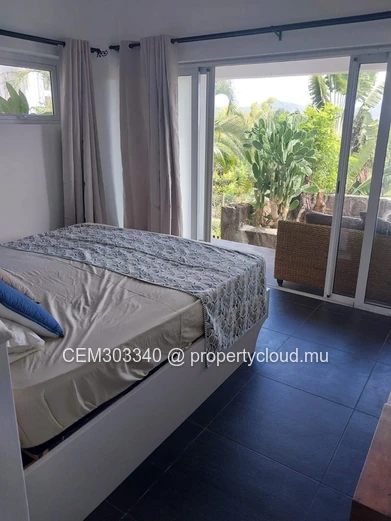 4-bedroom family villa with swimming pool for sale – Village des Pêcheurs, Rivière Noire