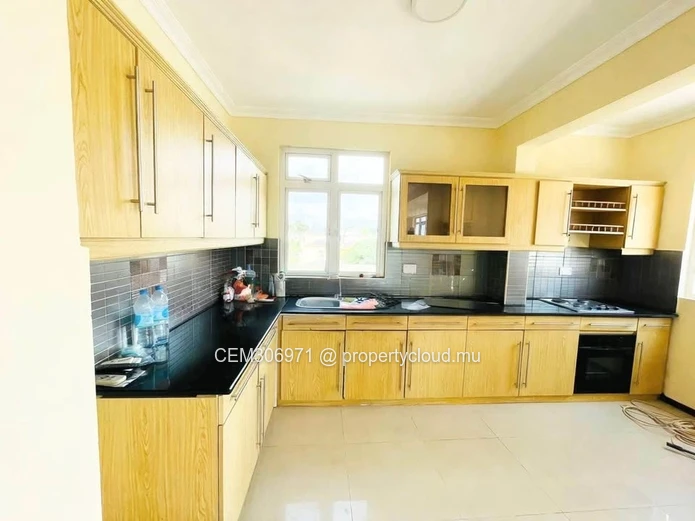 Penthouse for Sale – Résidence Le Maire, Beau-Bassin 
