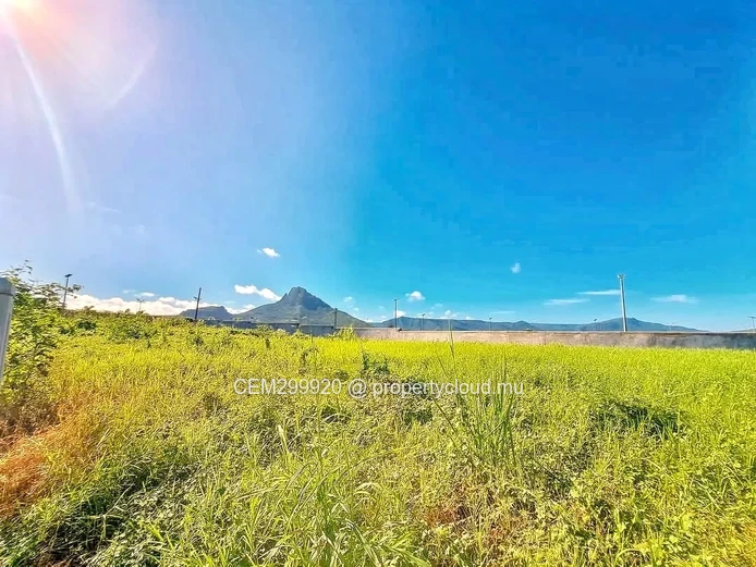 Residential Land for Sale - Magenta parkside - Flic en Flac