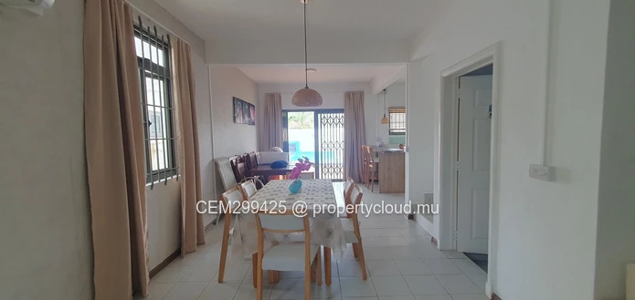 Furnished Villa with Private pool for Rent in Flic en Flac